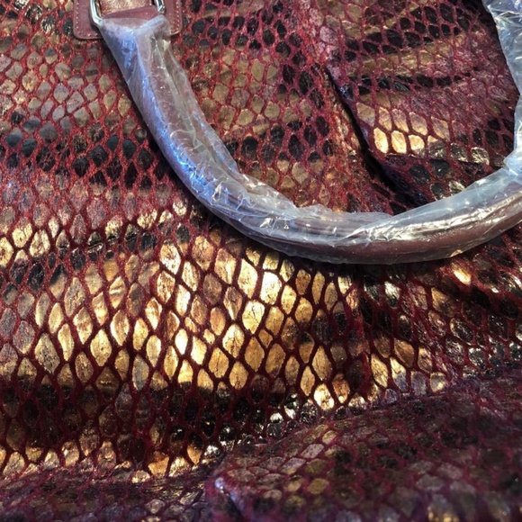 Galian Snakeskin Python Print Handbag Burgundy Bag - Picture 3 of 8